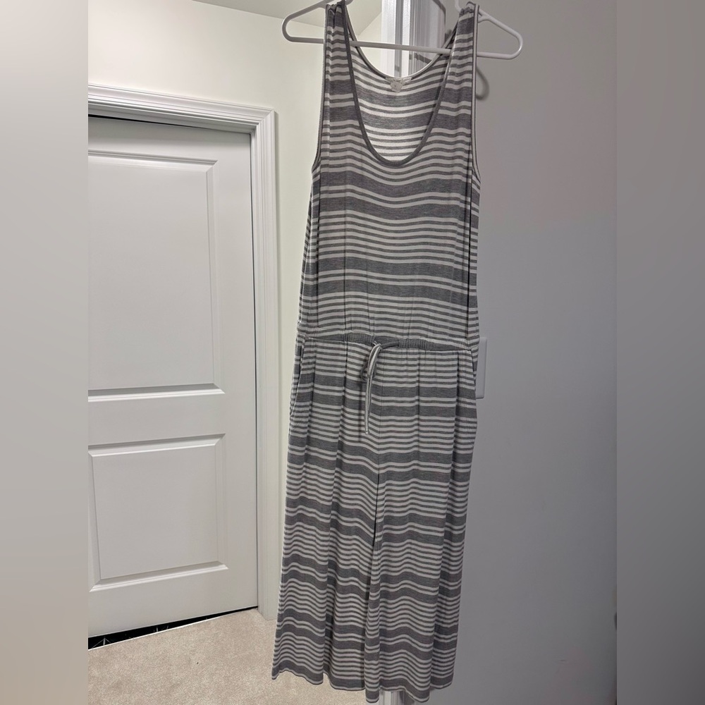 LOFT Outlet Lounge Romper Size S